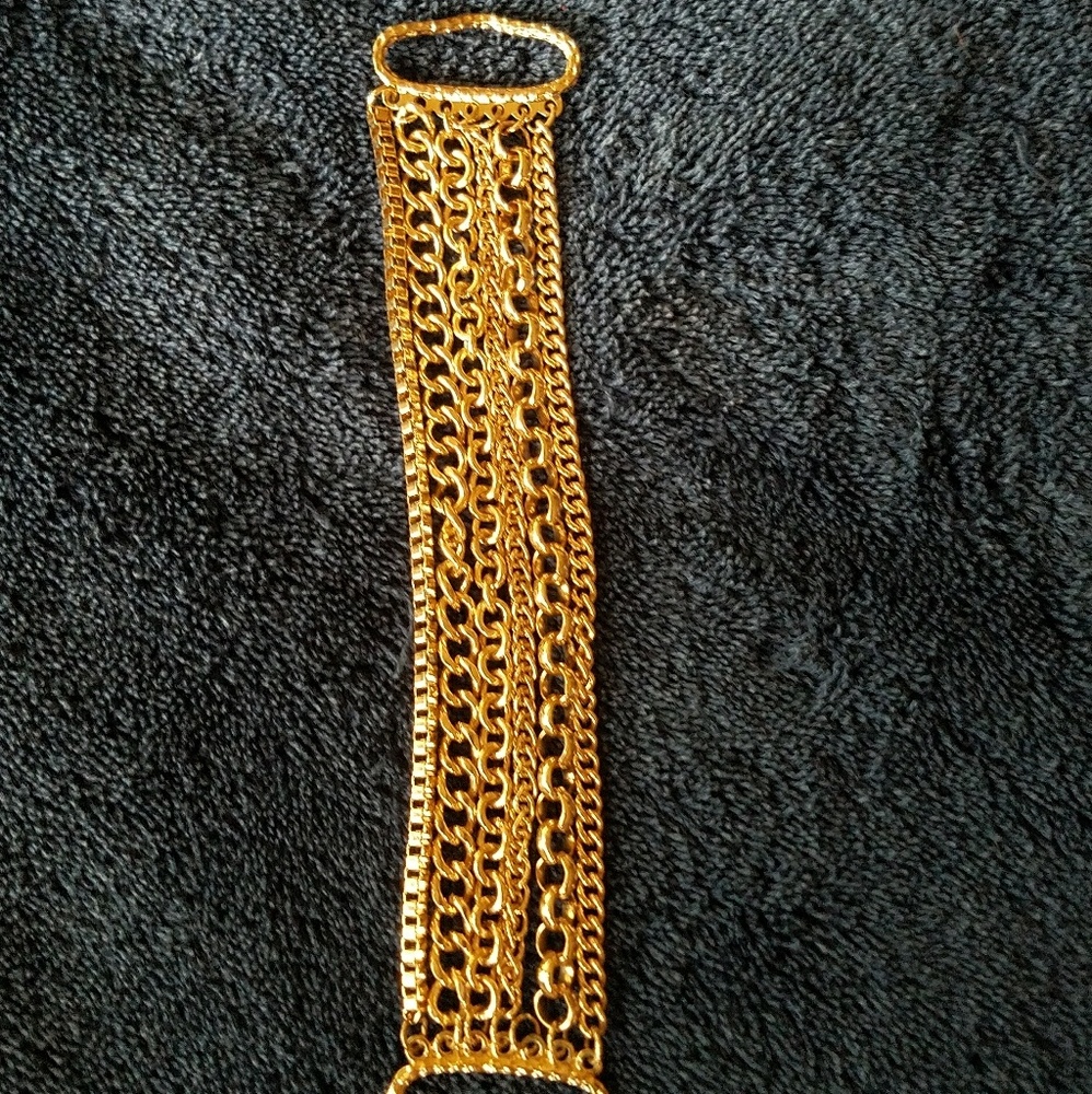 Gold bracelet